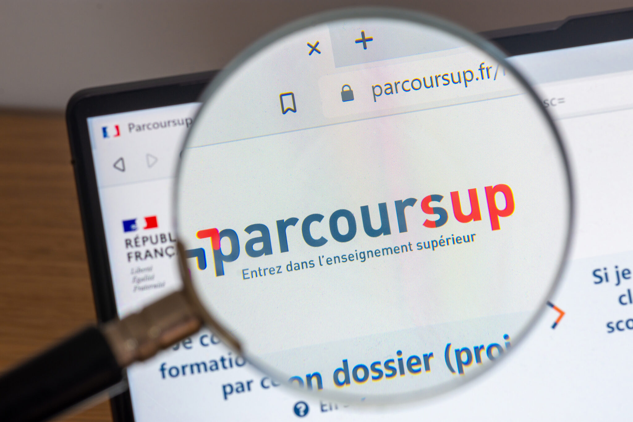 FAQ Parcoursup : toutes les réponses à tes questions